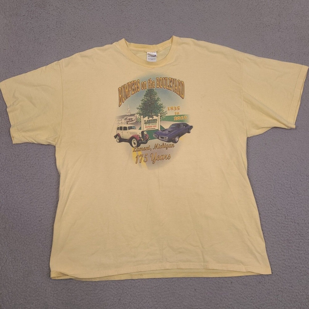 Bumpers On The Boulevard Lamont Michigan T-Shirt Mens XXL Yellow Classic Cars‎